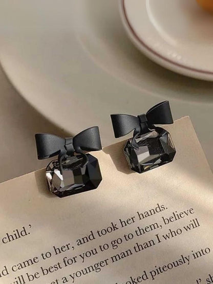 Black Bow Studs