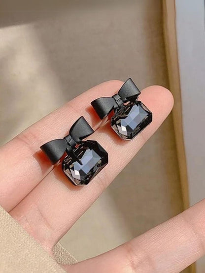 Black Bow Studs