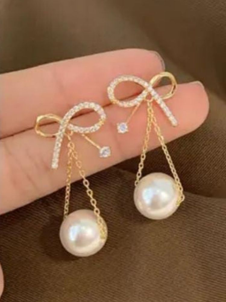 Golden Bowknot Pearl Danglers