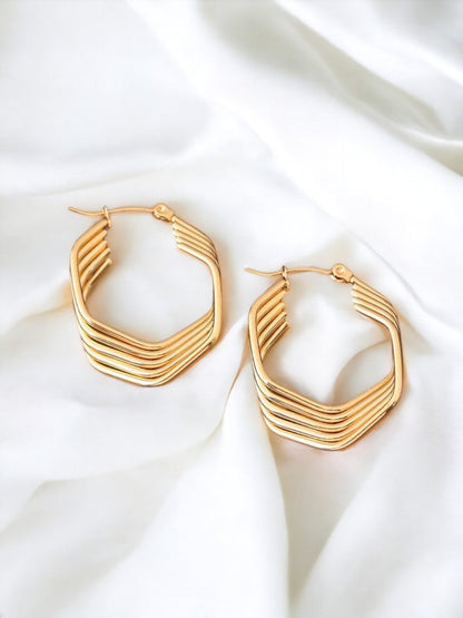 Golden Geometric Hoops