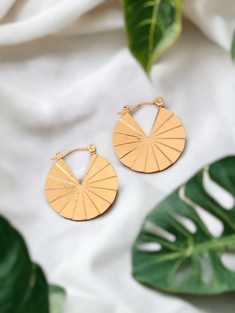 Golden Geometric Studs