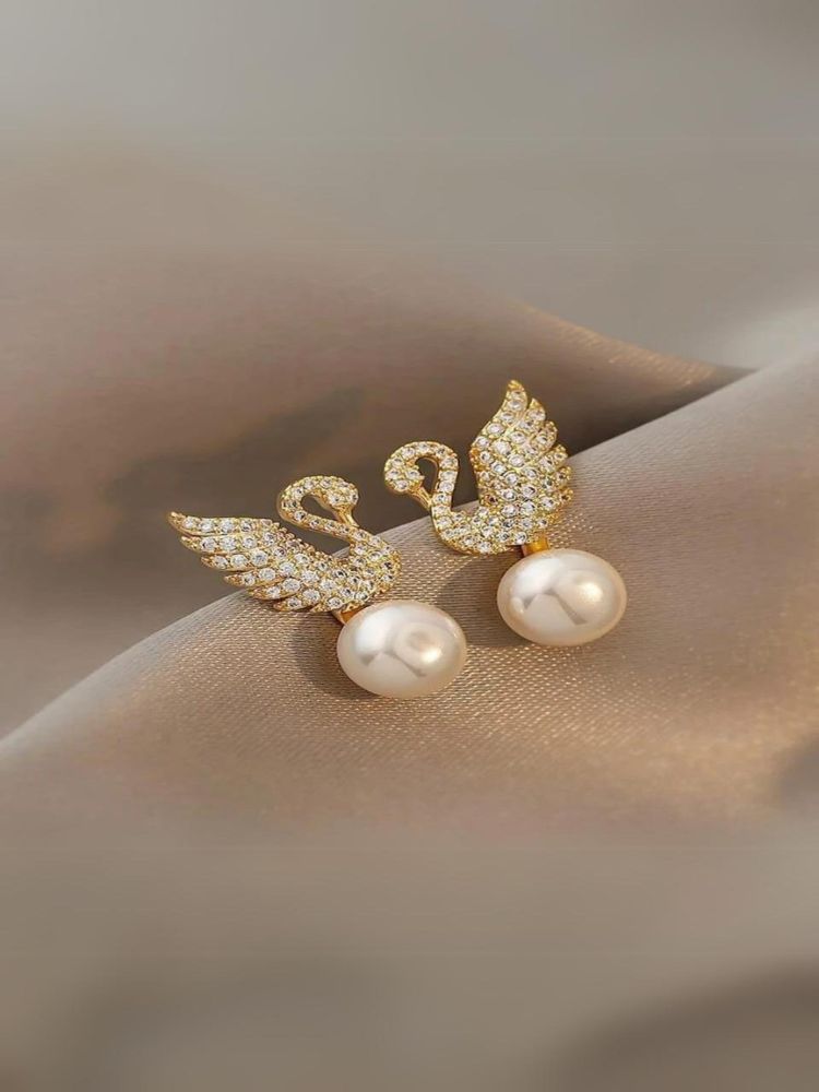 Golden Swan Pearl Studs