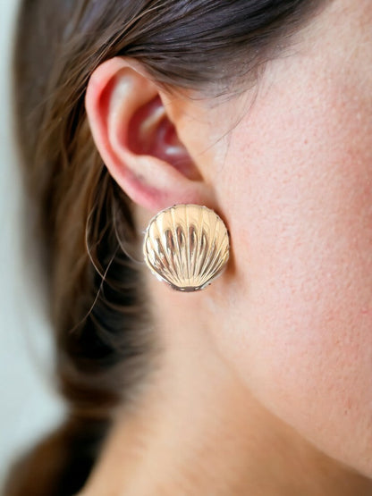 Golden Shell Studs