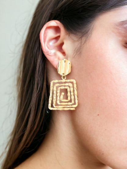 Golden Geometric Line Danglers