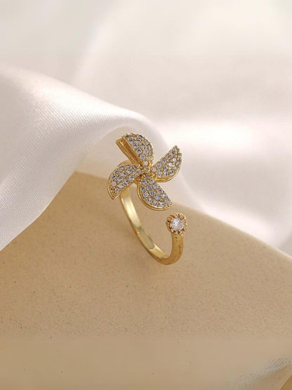 Golden Unasi Adjustable Ring