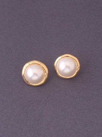 White Nest Pearls Studs