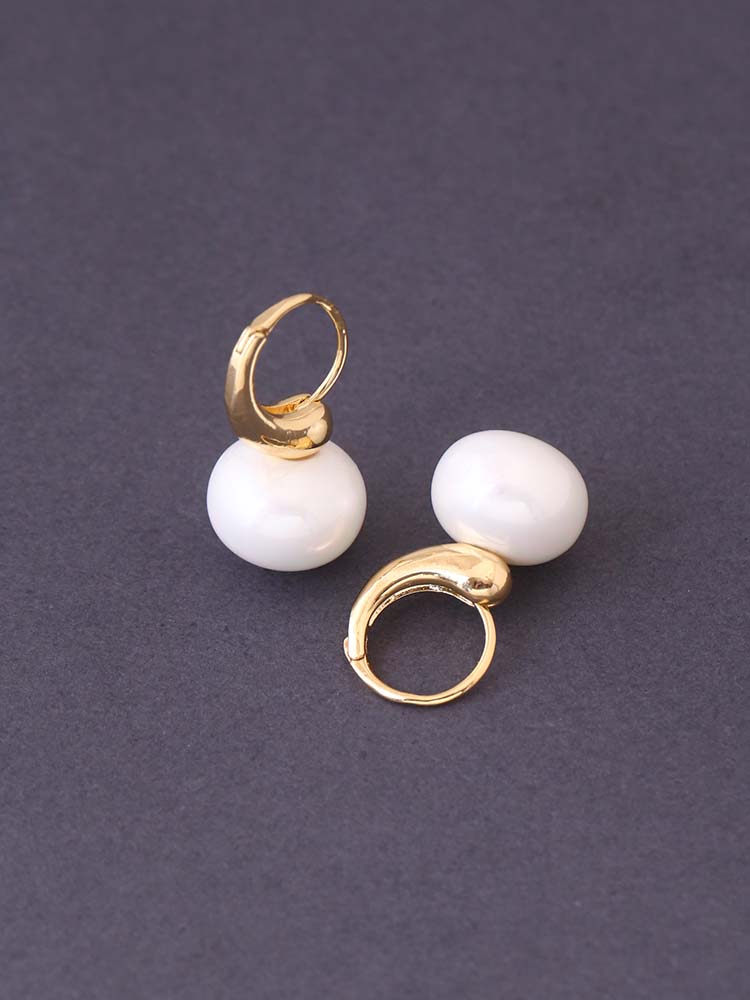 White Cuff Pearls Hoops