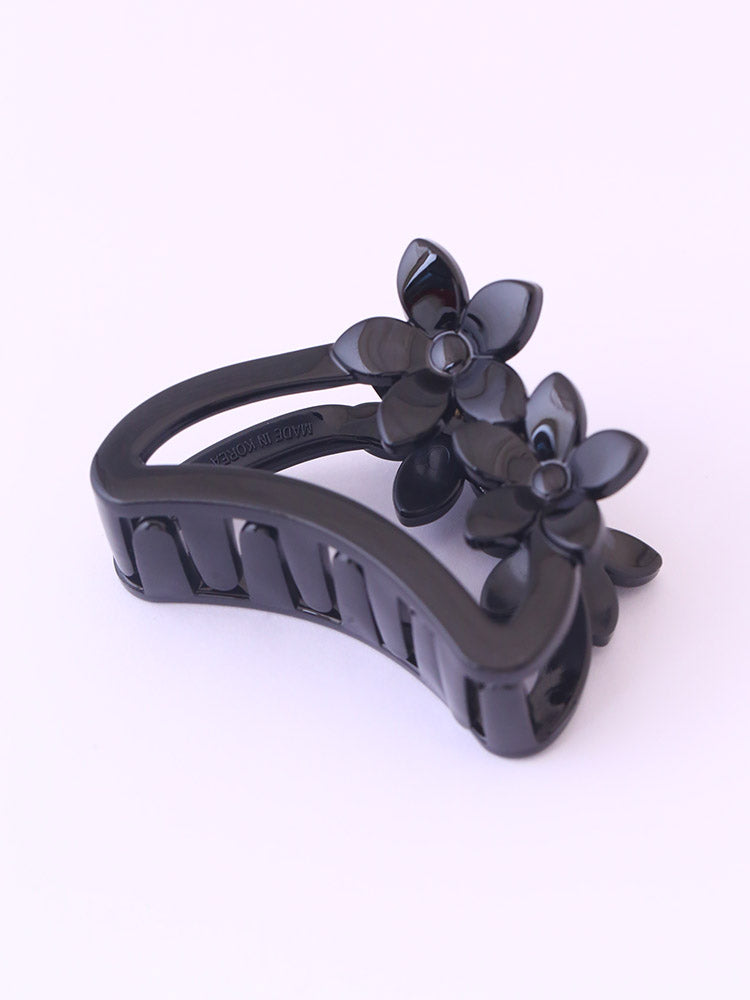 Black Flower Clutcher