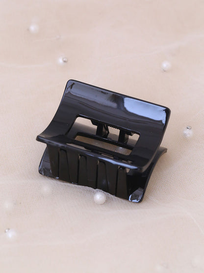 Black Medium Claw Clip