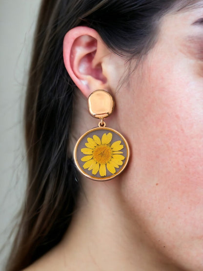 Yellow Daisy Danglers