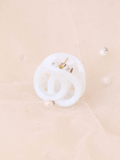 White Circle Clip