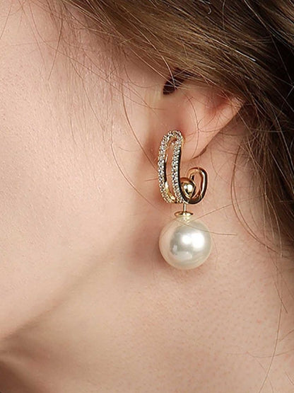 White Circle Pearls Studs