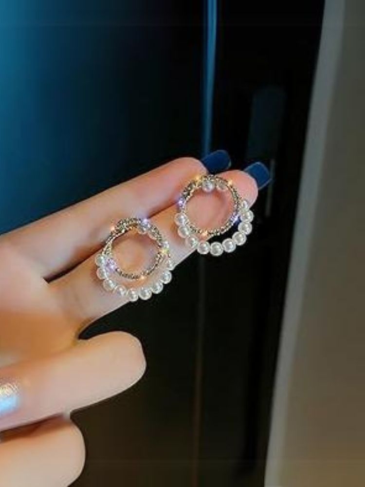 White Circular Pearls Studs