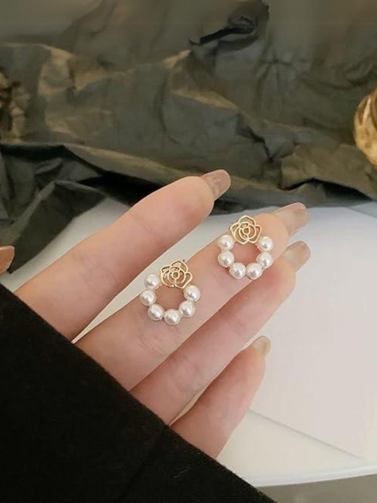 White Flower Studs