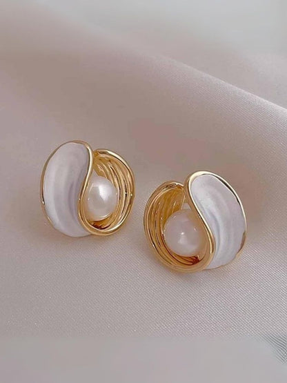 White Little Oyster Studs